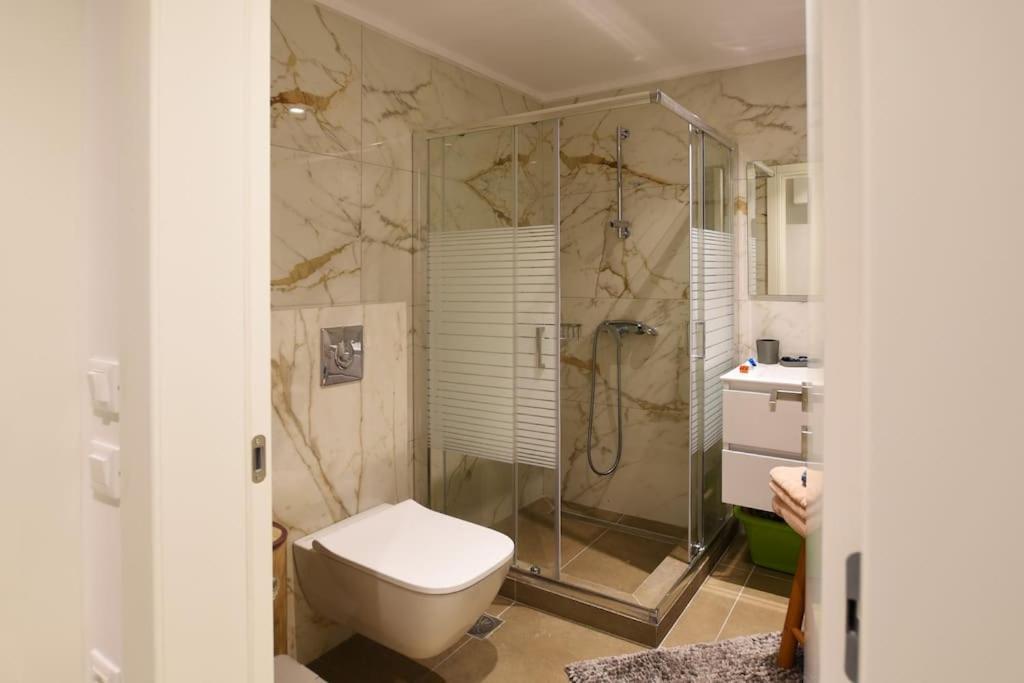 Uni Cozy City Apartment Rhodes City Exteriör bild