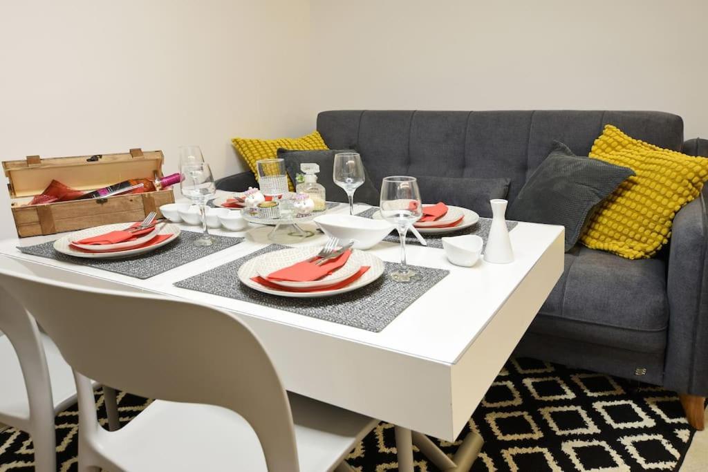 Uni Cozy City Apartment Rhodes City Exteriör bild